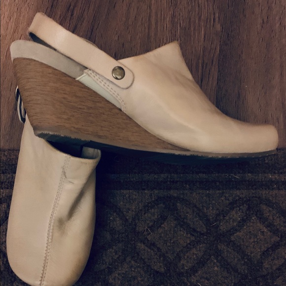 Very comfortable Naturalizer leather shoes - Picture 2 of 3